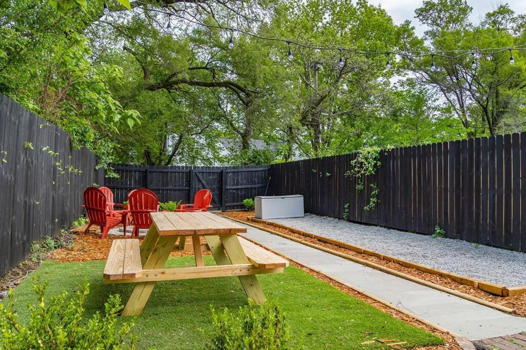 Luxury 8 Bed/4 Ba Nulu Home Private Yard/Parking Louisville Exterior foto