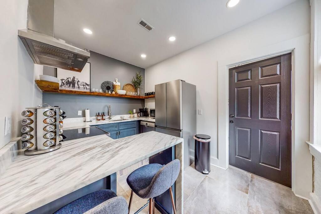 Luxury 8 Bed/4 Ba Nulu Home Private Yard/Parking Louisville Exterior foto